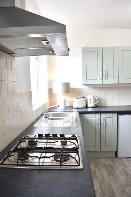 2 Bedroom Apartment In Gateshead Εξωτερικό φωτογραφία