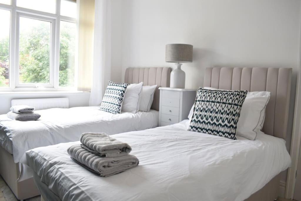 2 Bedroom Apartment In Gateshead Εξωτερικό φωτογραφία
